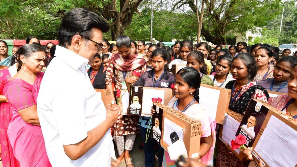  Free Laptop scheme 2026